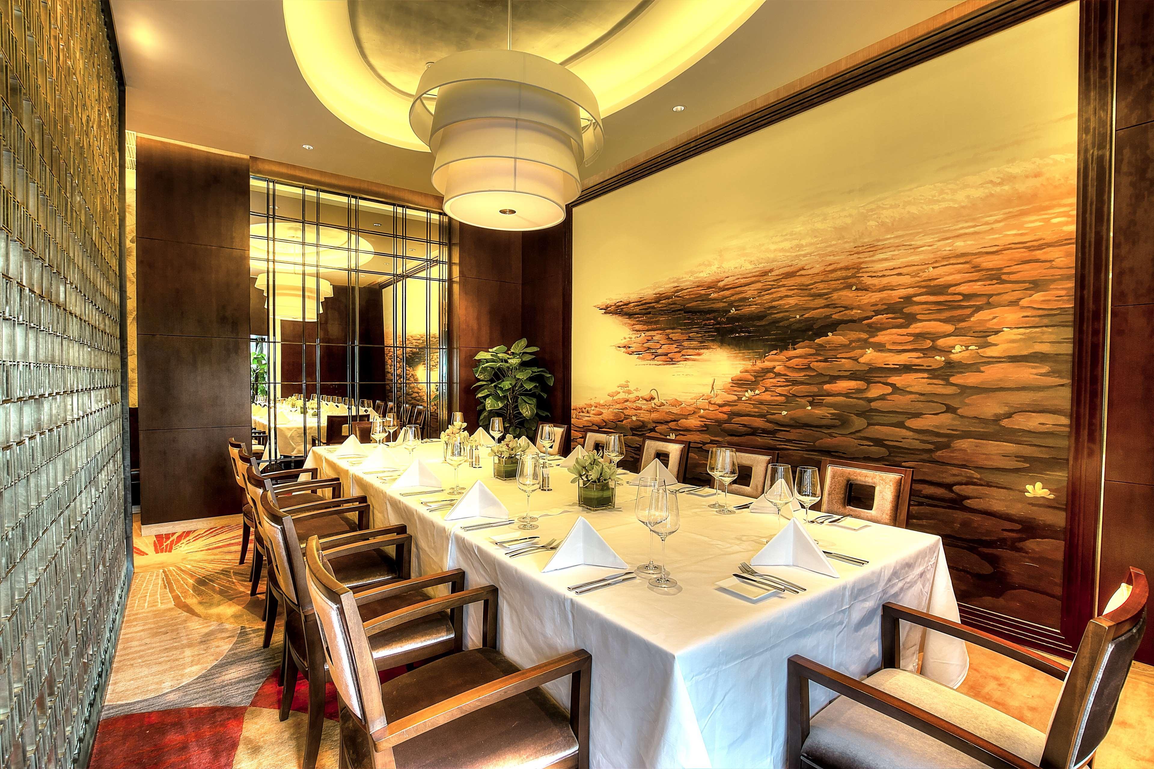 Radisson Collection Hotel, Xing Guo Shanghai Esterno foto