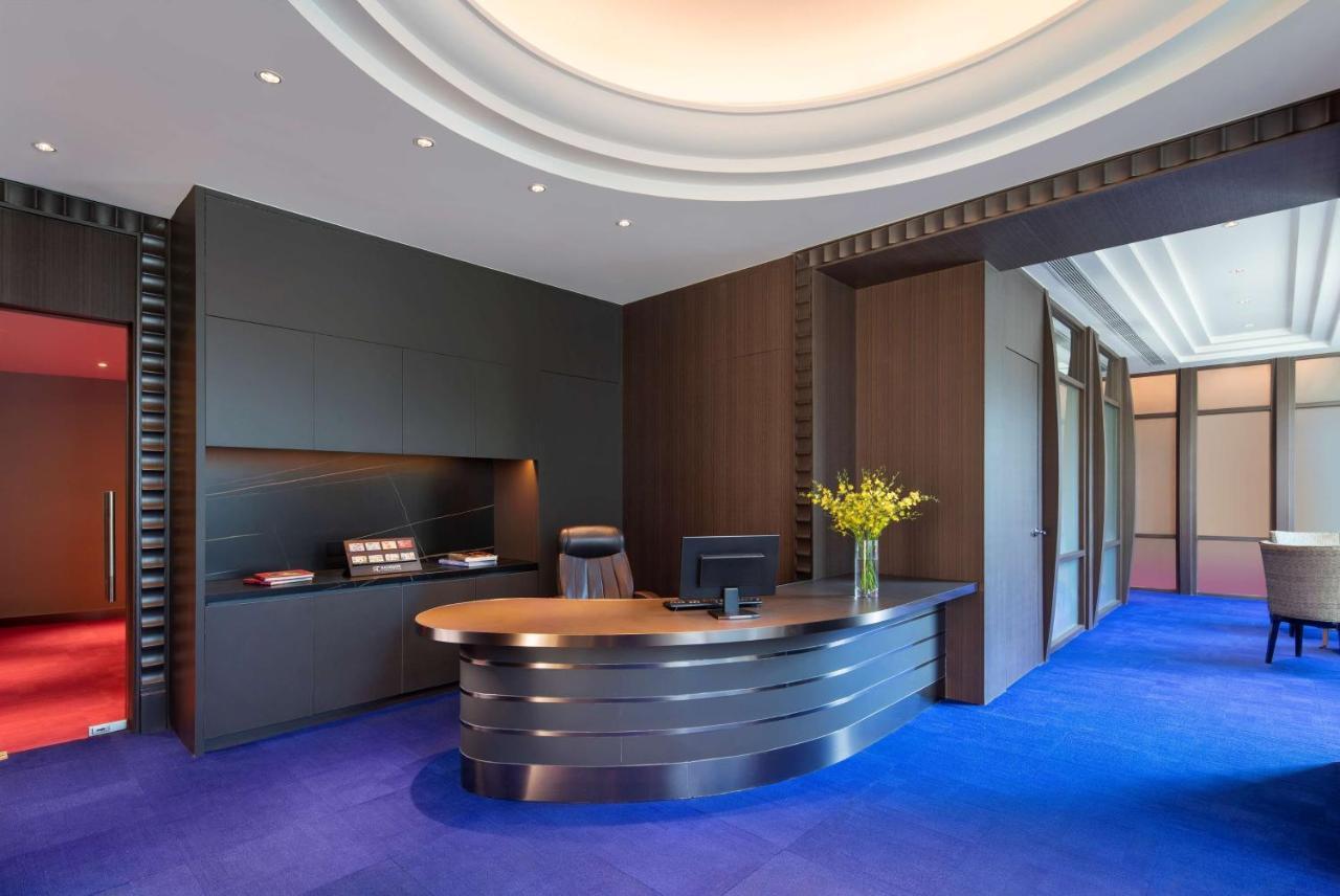 Radisson Collection Hotel, Xing Guo Shanghai Esterno foto